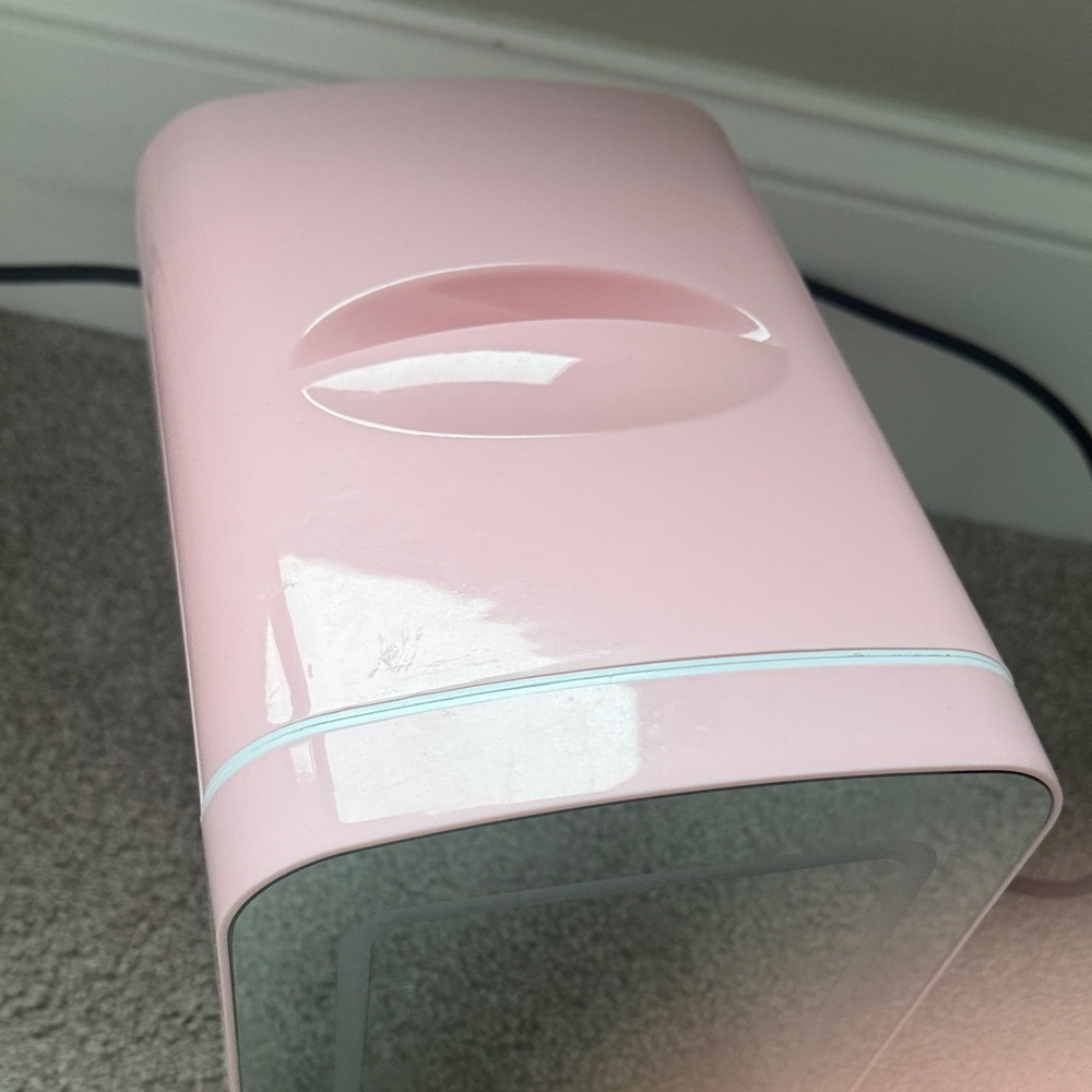 Pink Mini Fridge with LED Light - Picture 4 of 5